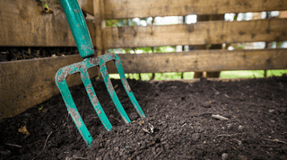 The Ultimate Guide to Composting: Mastering Dr. Elaine Ingham's Methods - Growing Wild Gardening